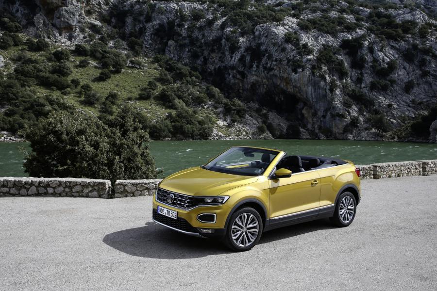  Volkswagen T-Roc Cabriolet 2019 года  (WW) (фото 25 из 30)